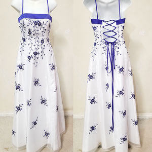 NWOT David's Bridal White Floral Evening Gown